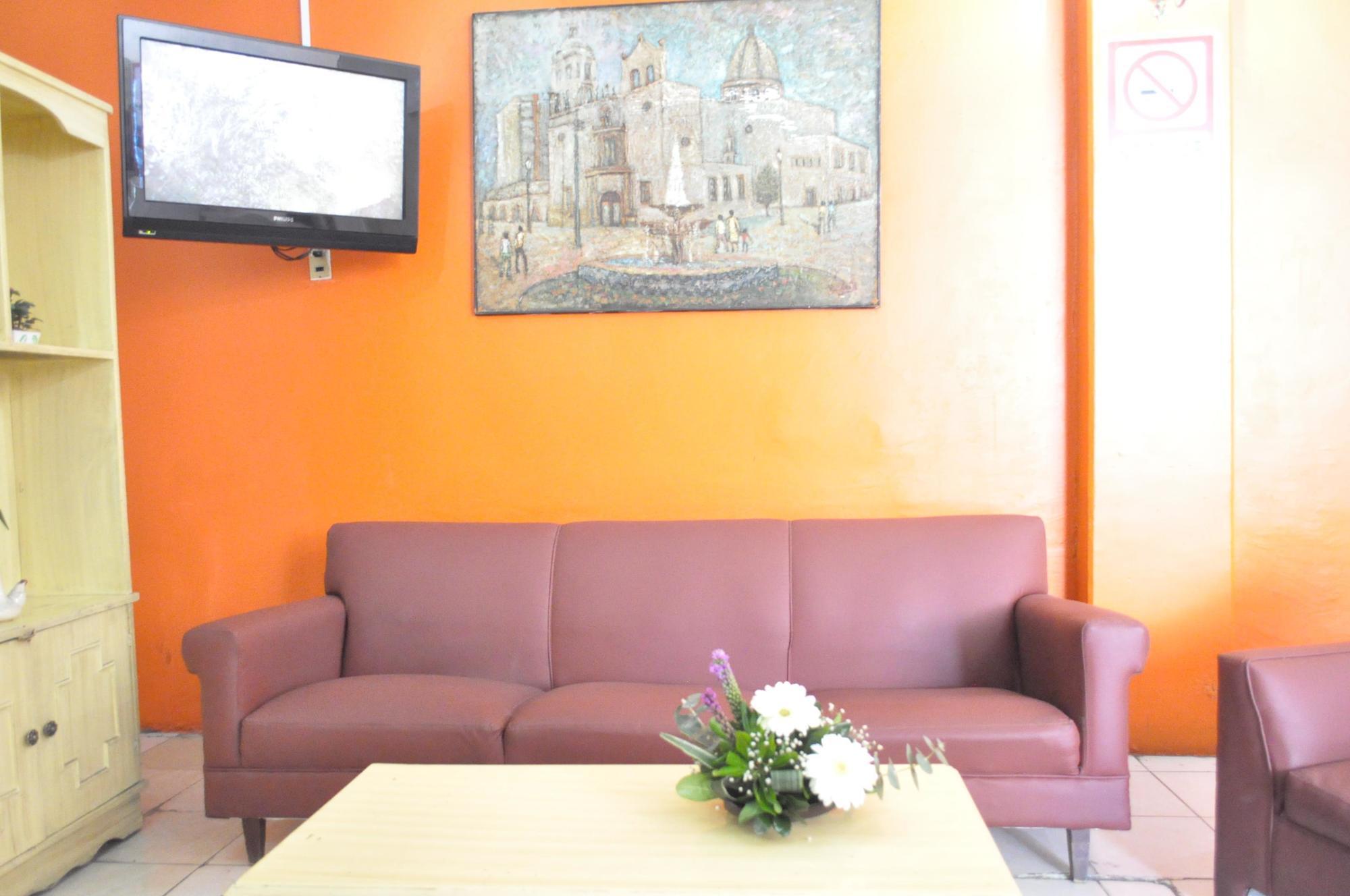 Hotel Viena Irapuato Exterior foto